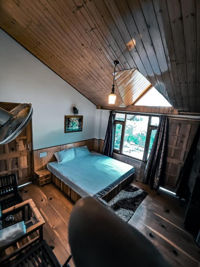 Throttle Shrottle Moto Hostel Manāli Exteriör bild